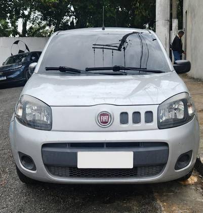 FIAT UNO 1.0 EVO VIVACE 8V FLEX 4P MANUAL FIAT UNO 1.0 EVO VIVACE 8V FLEX 4P MANUAL